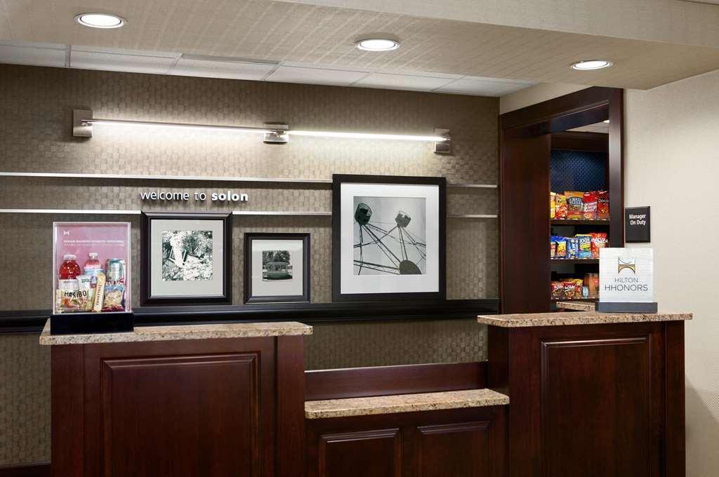 Hampton Inn Cleveland-Solon מראה פנימי תמונה