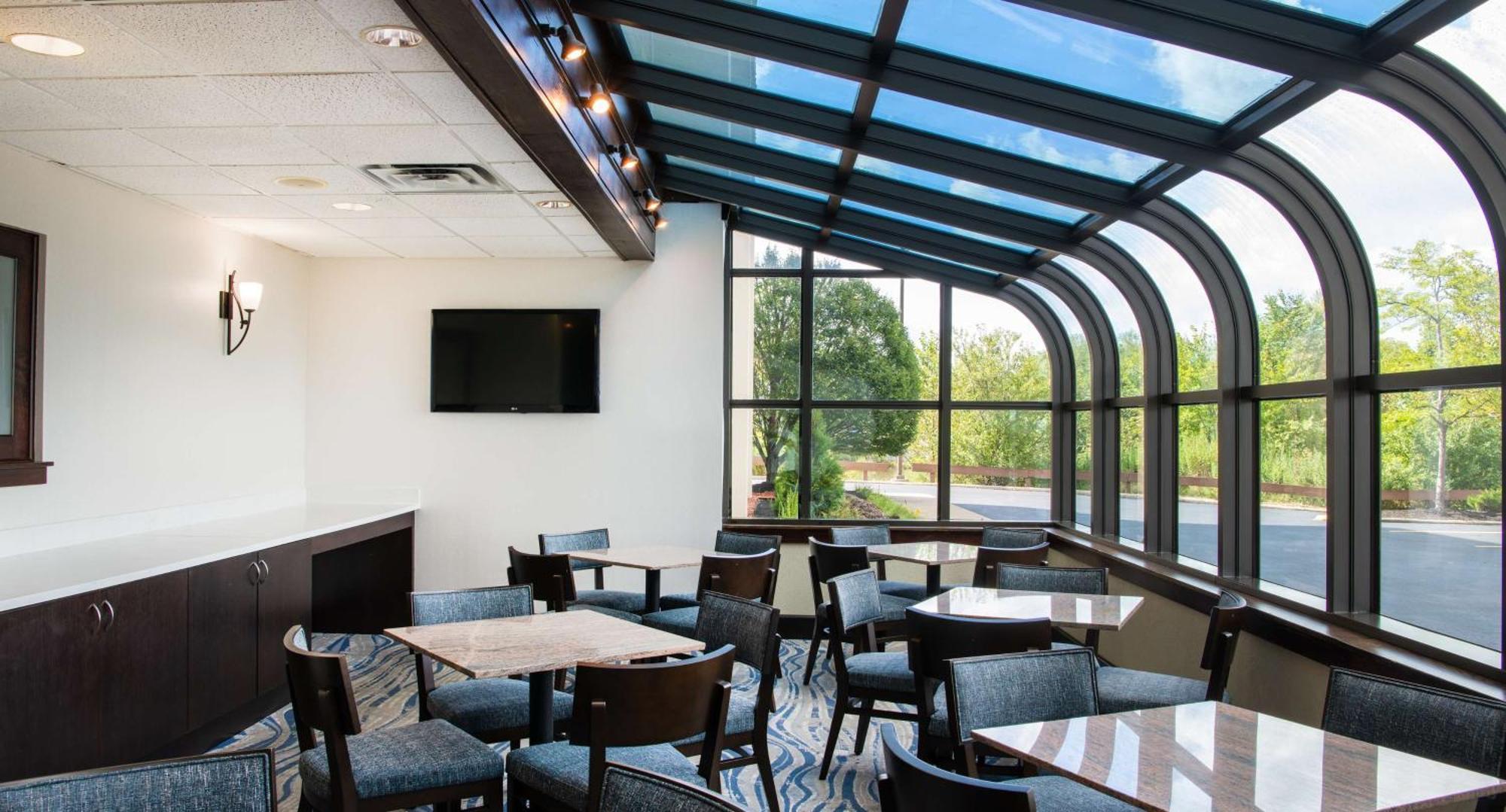 Hampton Inn Cleveland-Solon מראה חיצוני תמונה